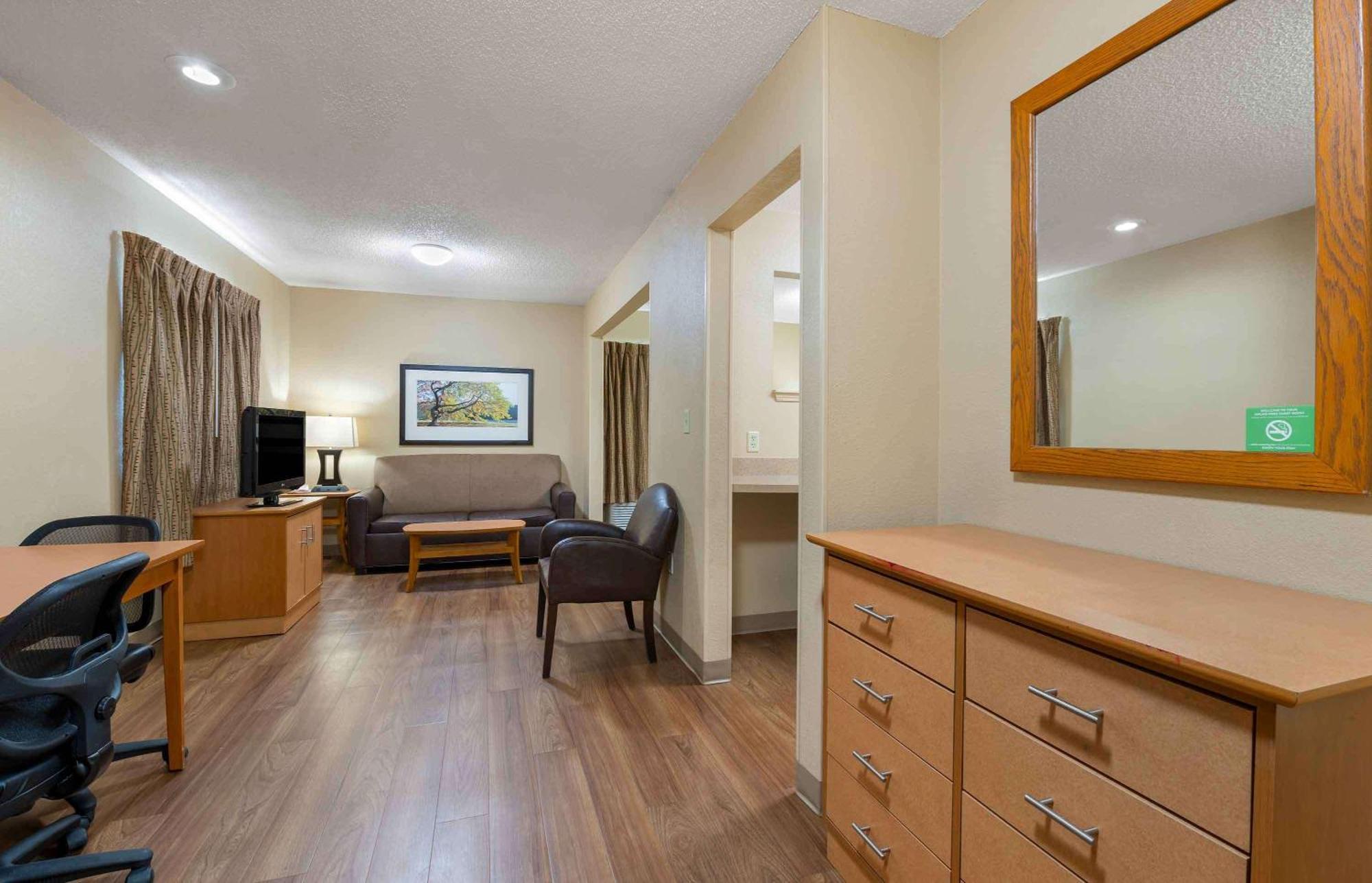 Extended Stay America Select Suites - St Louis - Westport - Craig Road Maryland Heights Exterior foto